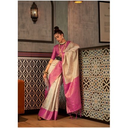Cream Chaap Handloom Weaving Silk Saree